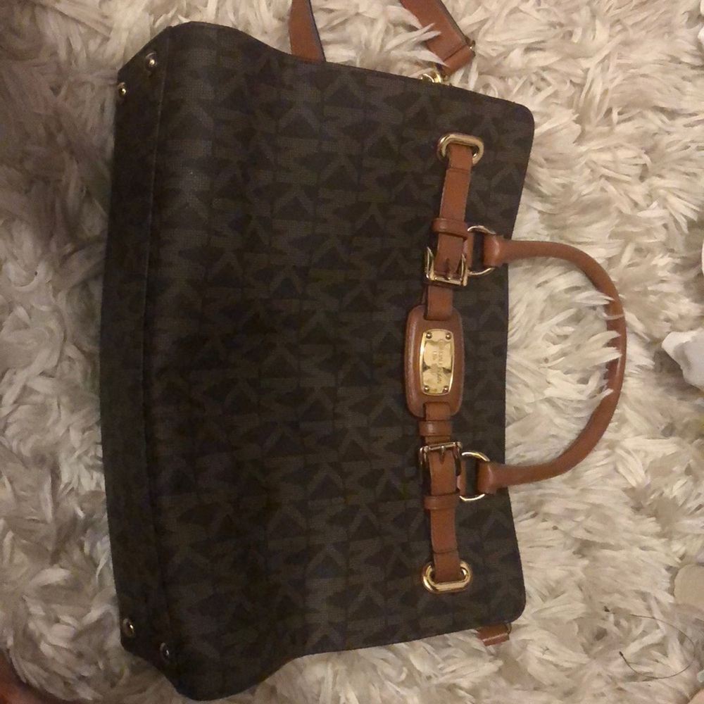 Authentic Michael Kors Bag With Original Dust Bag. - image 1